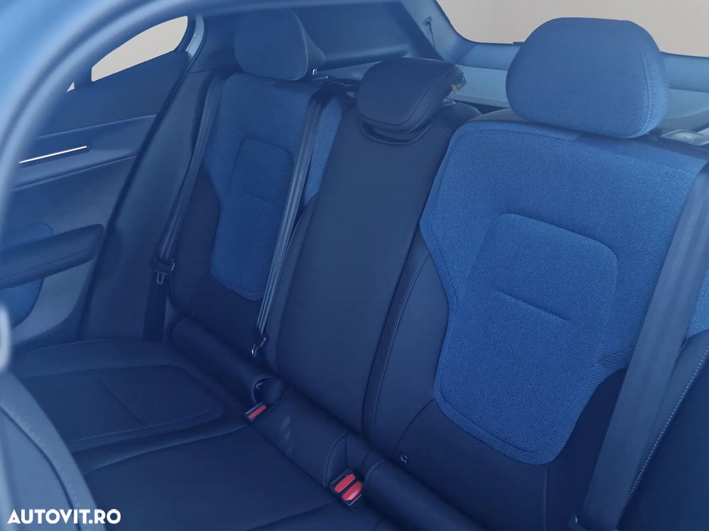 Volvo EX30 - 9