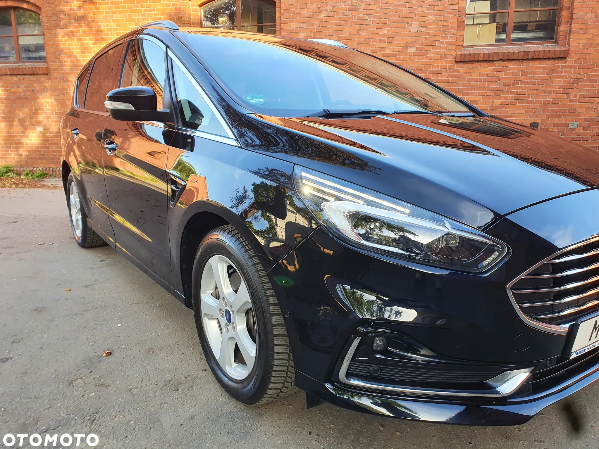Ford S-Max 2.0 EcoBlue Titanium - 2