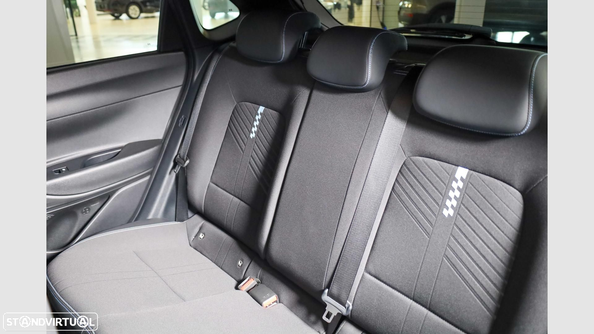 Hyundai i20 N 1.6 T-GDi Performance Pack - 18