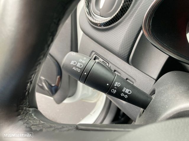 Renault Clio Sport Tourer (Energy) TCe 90 Bose Edition - 19