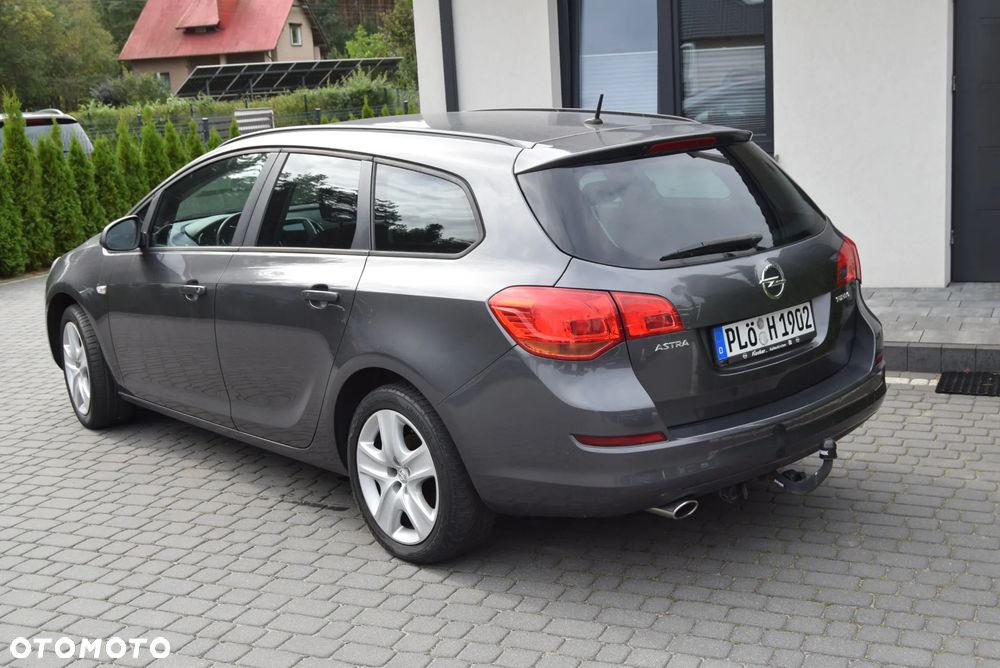 Opel Astra 1.4 Turbo - 4
