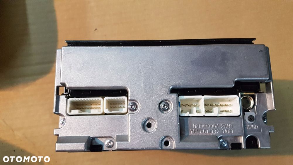 toyota prius ii 03-09 radio - 3