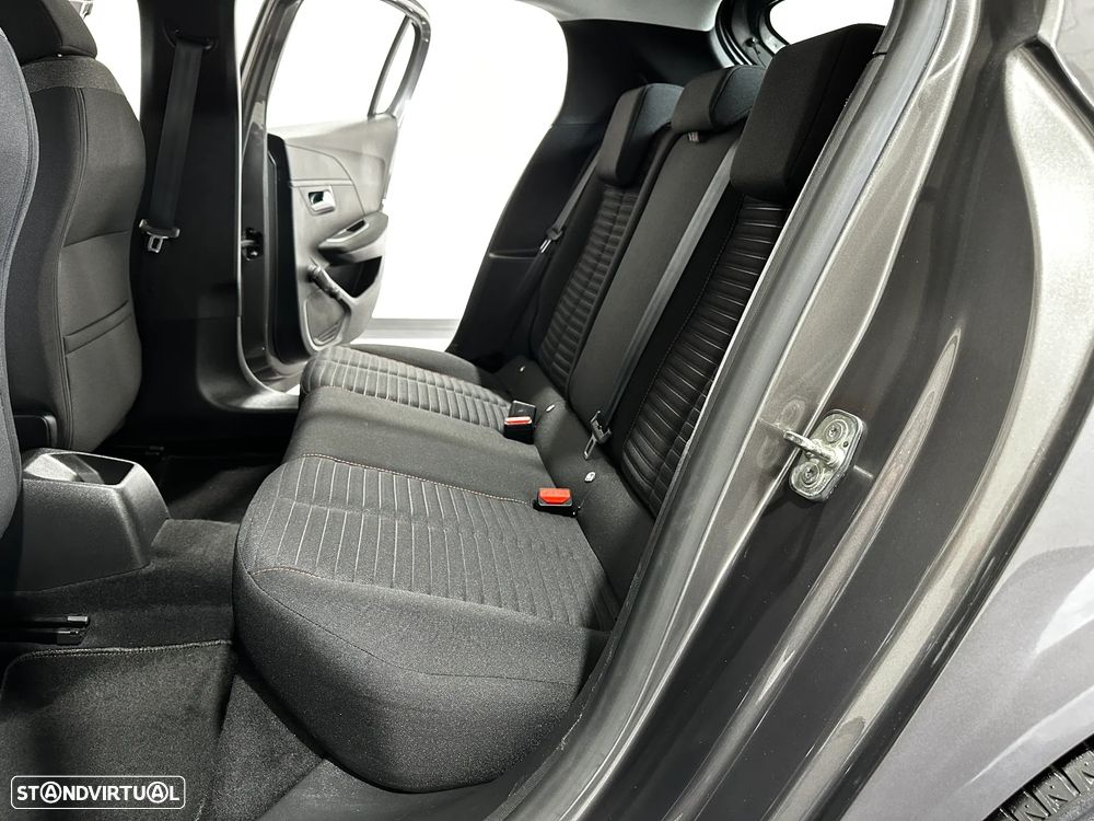 Peugeot 208 1.2 PureTech Active Pack - 41