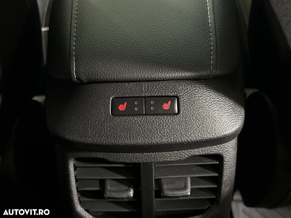 Ford Mondeo - 23