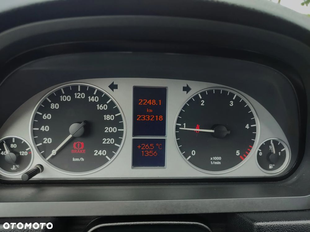 Mercedes-Benz Klasa B 180 CDI - 22