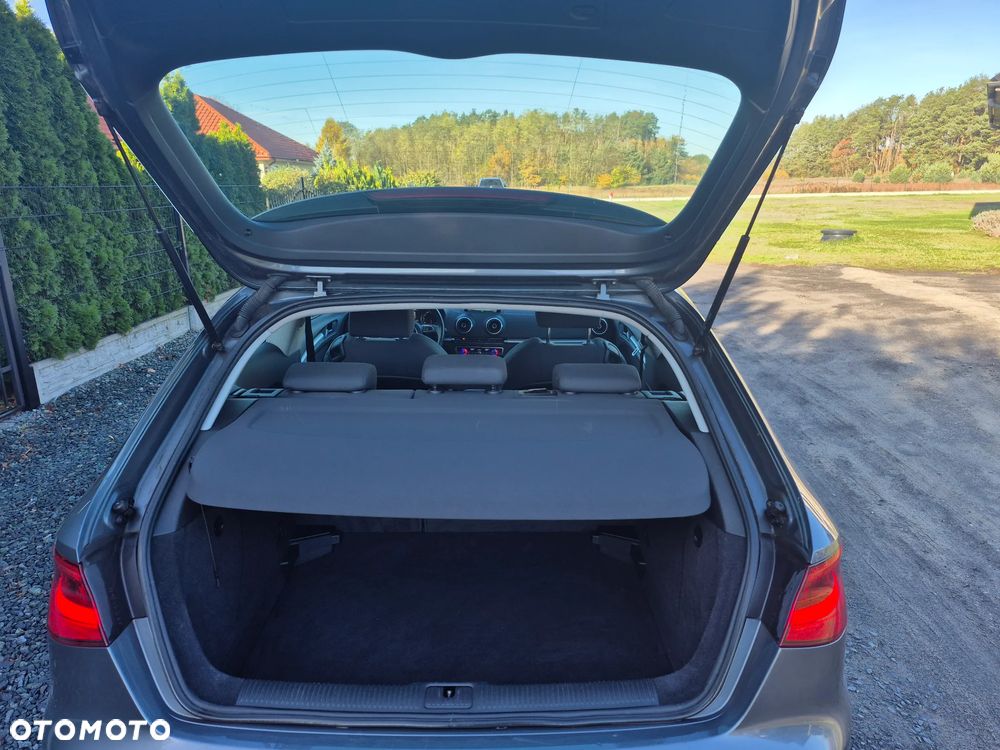 Audi A3 3-drzwiowe 1.6 TDI Ambition - 23