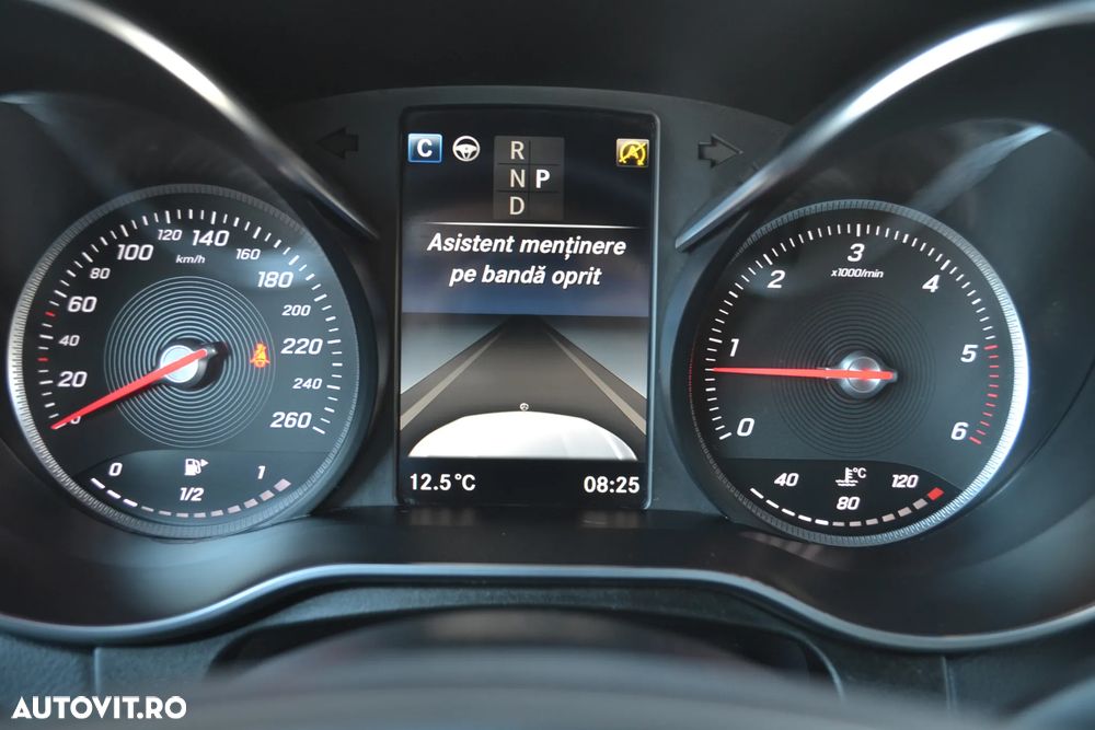 Mercedes-Benz GLC 250 d 4MATIC 9G-TRONIC AMG Line - 15