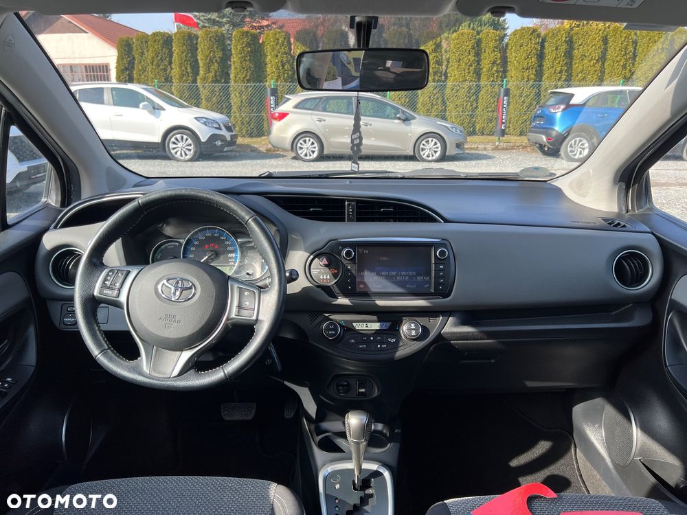 Toyota Yaris - 15