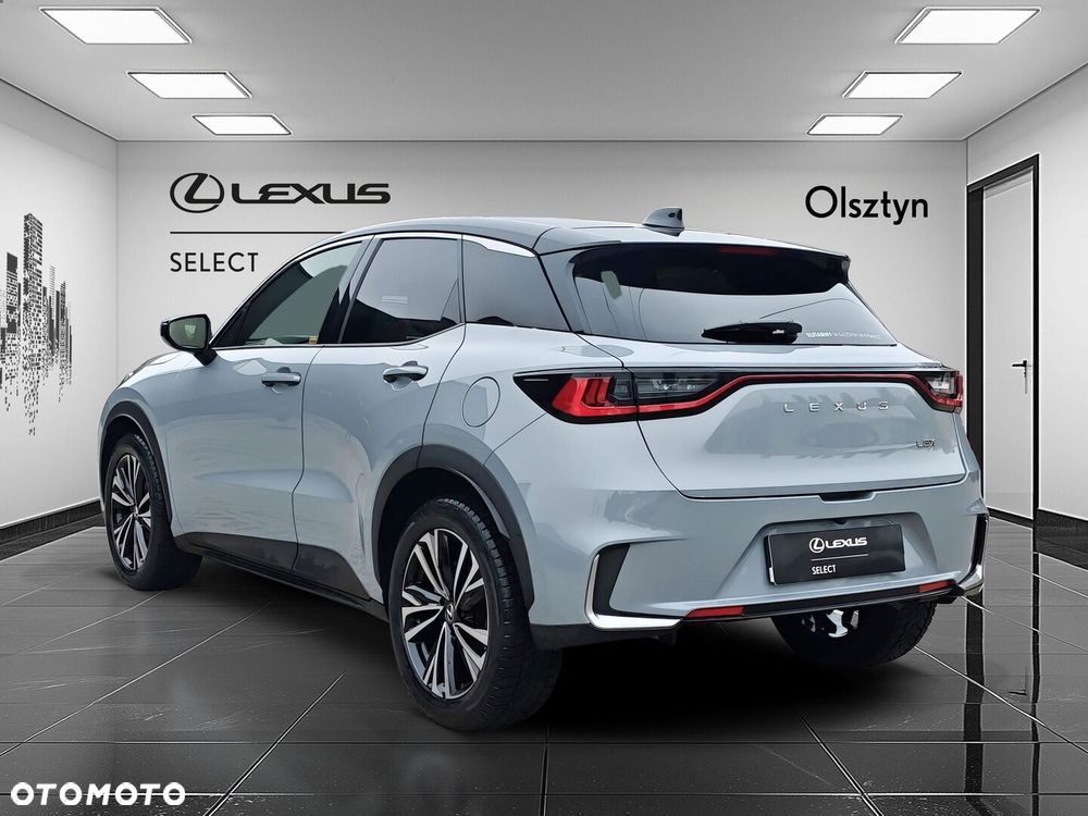 Lexus LBX 1.5 Hybrid Emotion - 6