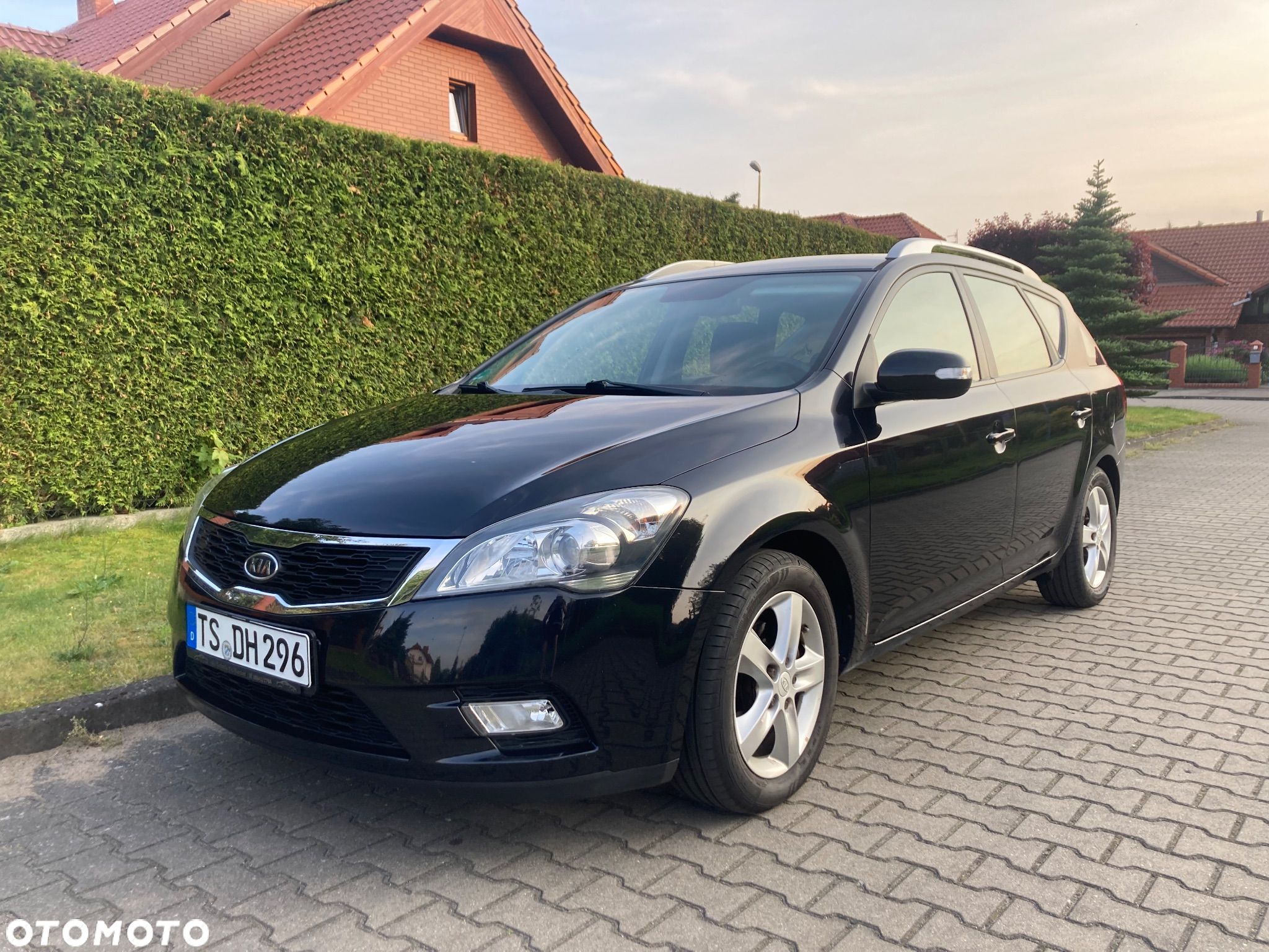 Kia Ceed Cee'd 1.6 L Euro2012 - 1