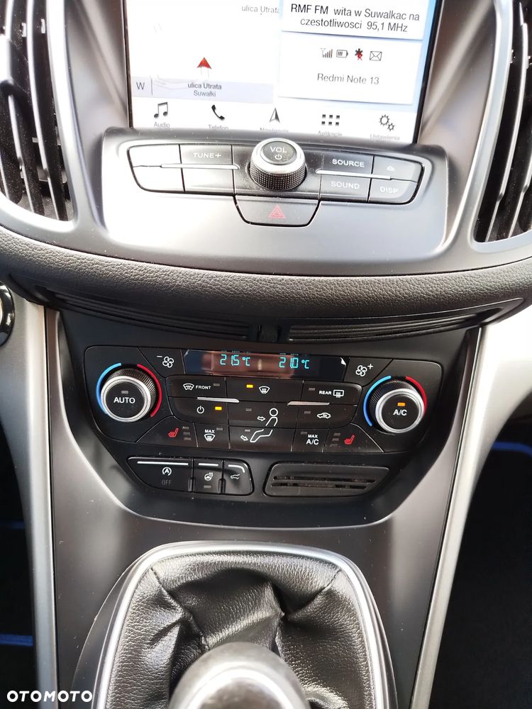 Ford Kuga - 12