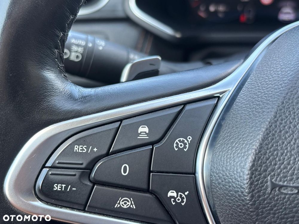 Renault Captur - 25