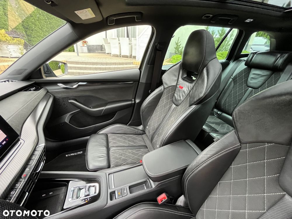 Skoda Octavia 2.0 TDI DSG 4x4 RS Plus - 17