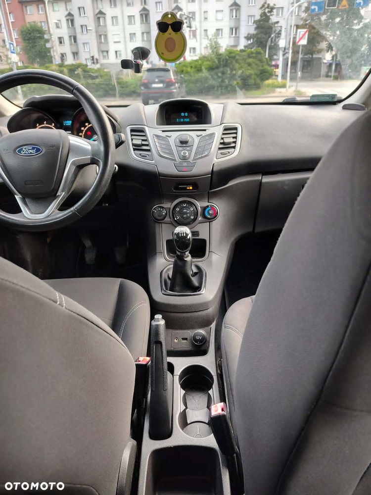 Ford Fiesta 1.25 Ambiente - 8