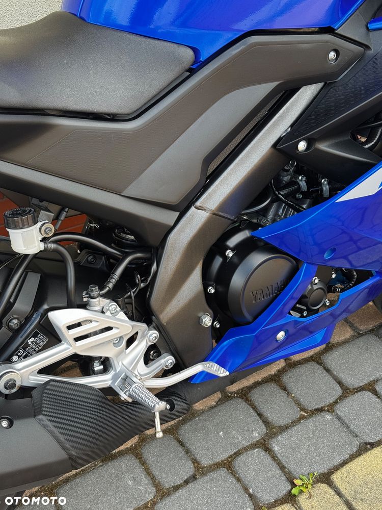 Yamaha XJ - 9