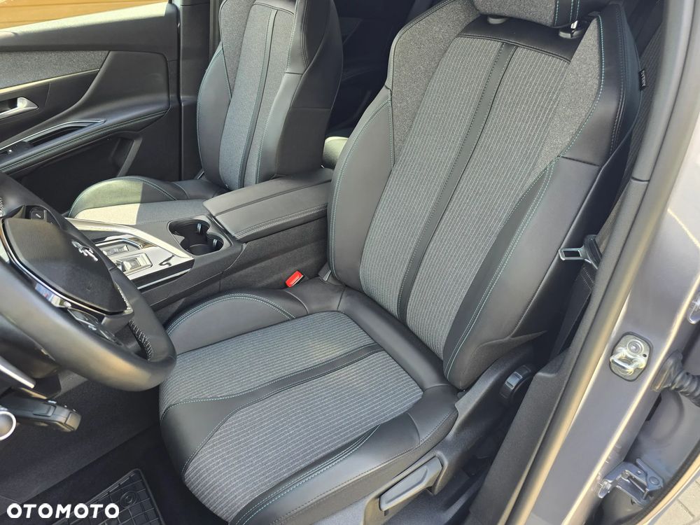 Peugeot 3008 - 12