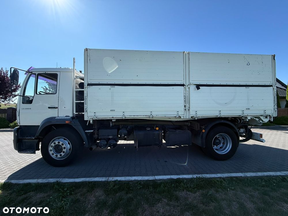 MAN LE 280 B - 4