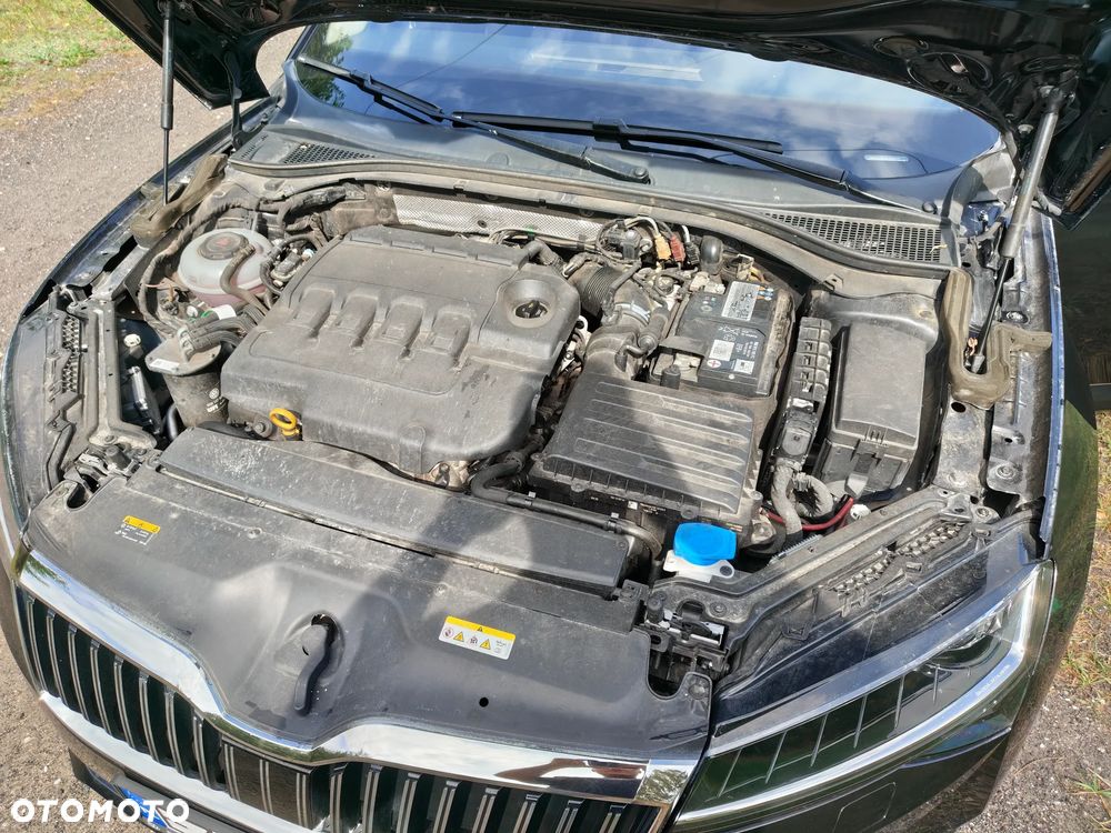 Skoda Superb 2.0 TDI SCR Style DSG - 19