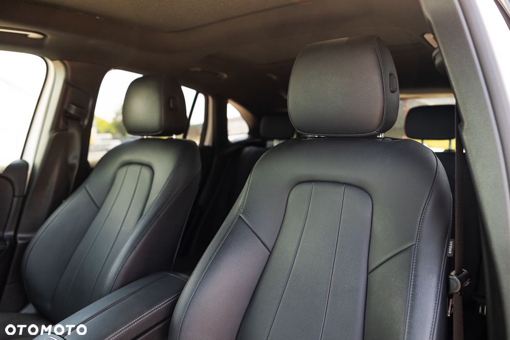 Mercedes-Benz GLA 250 8G-DCT Progressive - 22