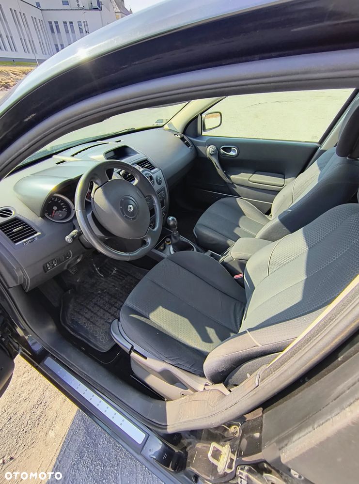 Renault Megane 1.9 dCi Luxe Privilege - 9