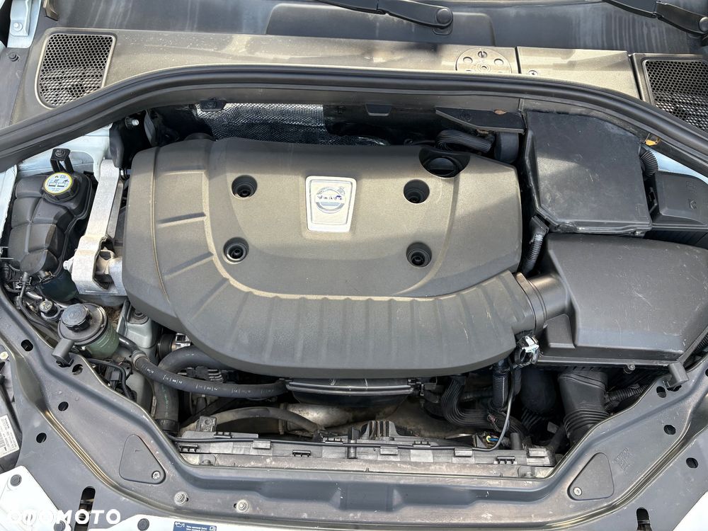 Volvo XC 60 DRIVe R Design - 26