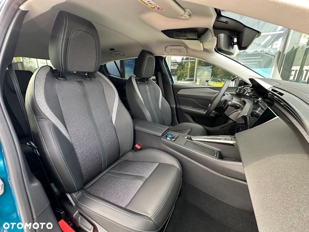 Peugeot 408 1.2 PureTech mHEV Allure S&S e-DSC6 - 34