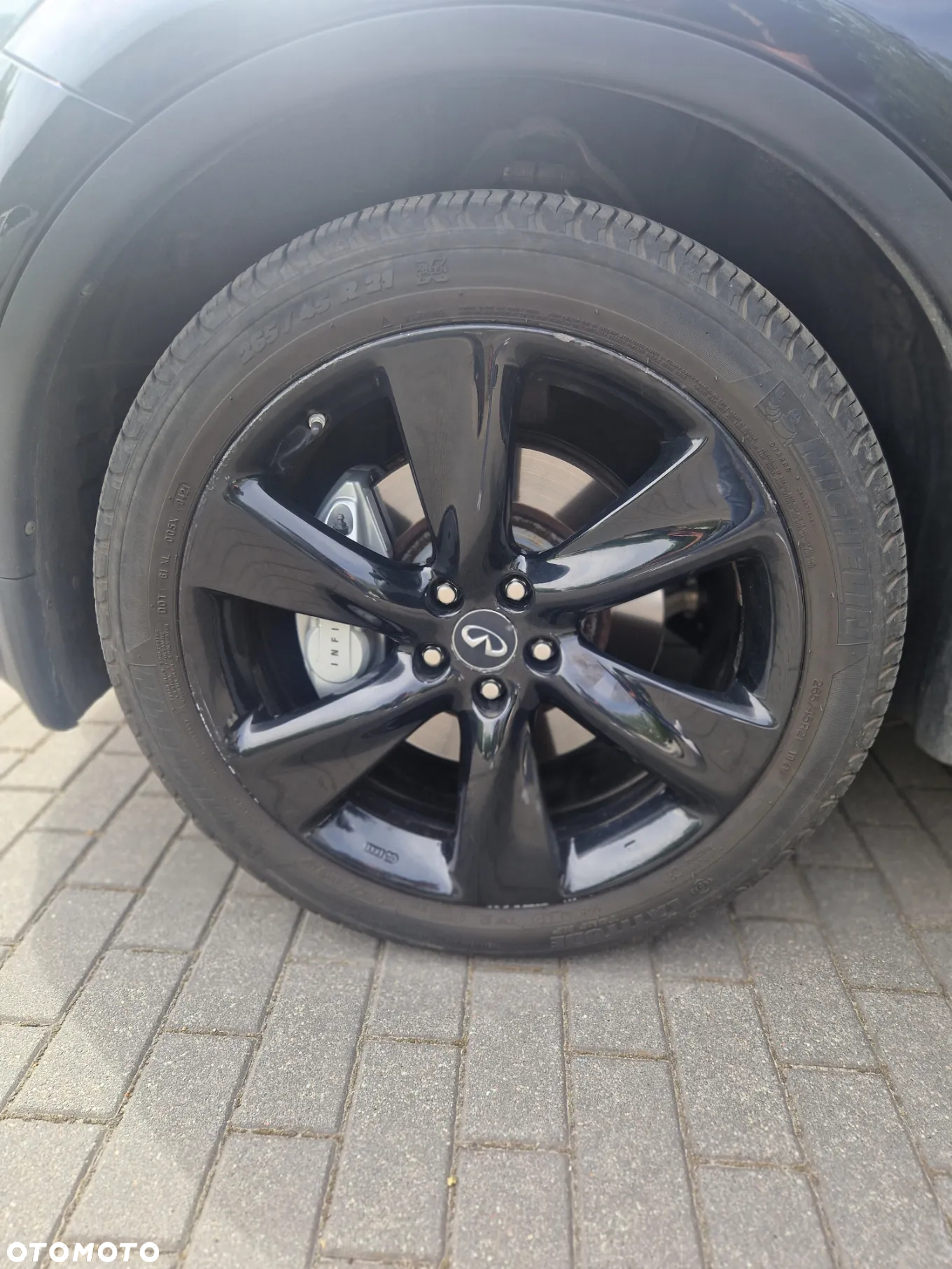 Infiniti Q70 3.0d S Premium - 24