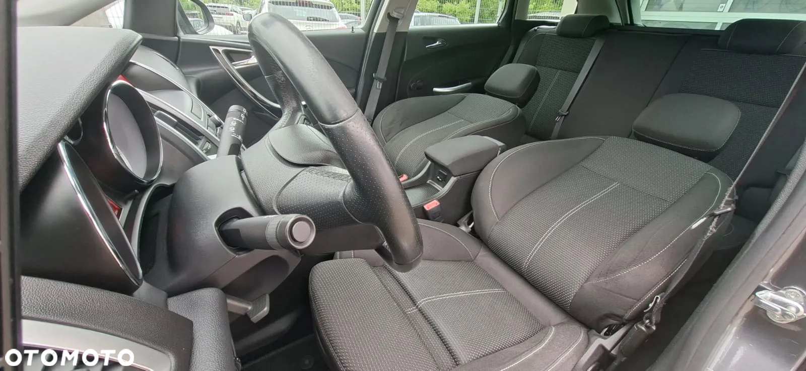 Opel Astra 1.6 Turbo Sports Tourer - 18