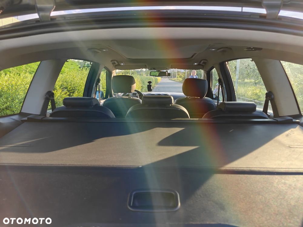 Ford S-Max 2.0 TDCi DPF Titanium - 15