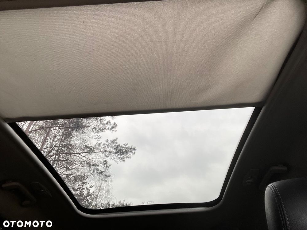 Ford S-Max 2.2 TDCi DPF Titanium - 9