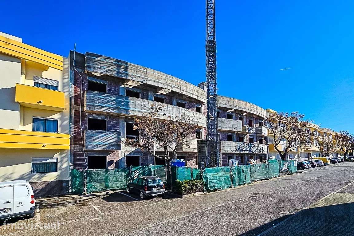 Apartamento T3 com Garagem Box – Última Unidade – Novo Empreendimento - Grande imagem: 4/46