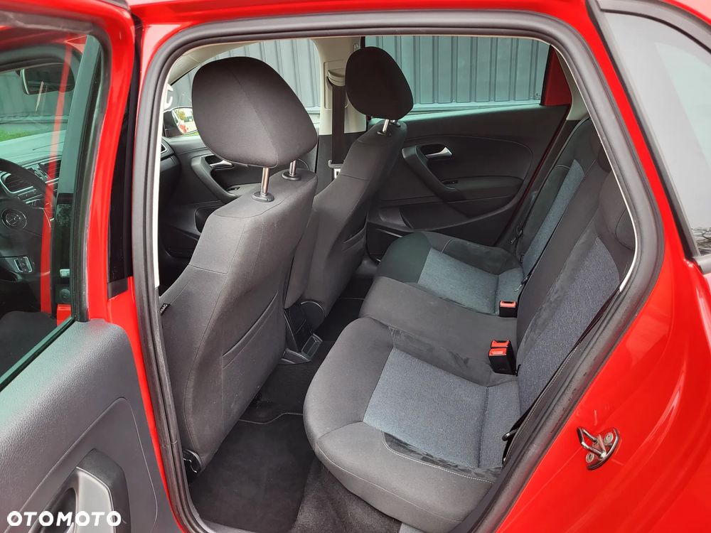 Volkswagen Polo - 11