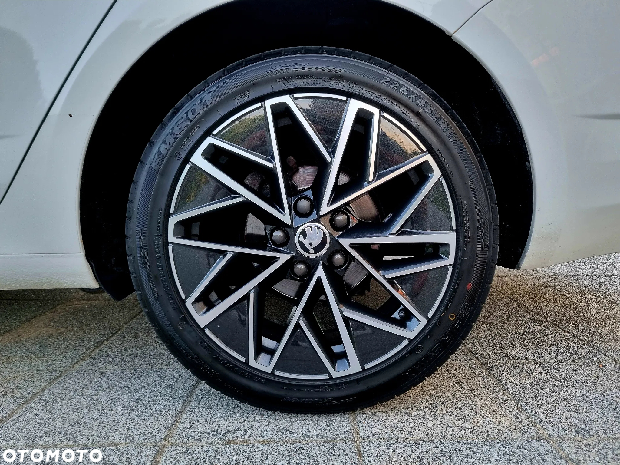 Skoda Octavia Combi 2.0 TDI Style - 11