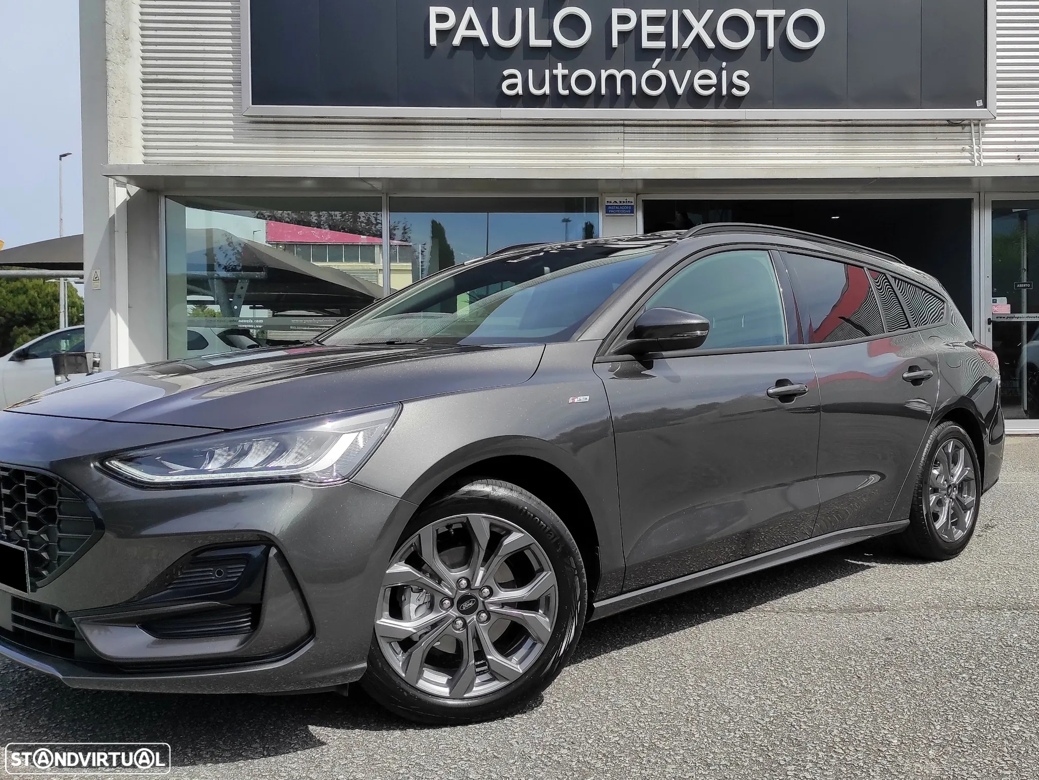 Ford Focus SW 1.0 EcoBoost MHEV ST-Line - 32