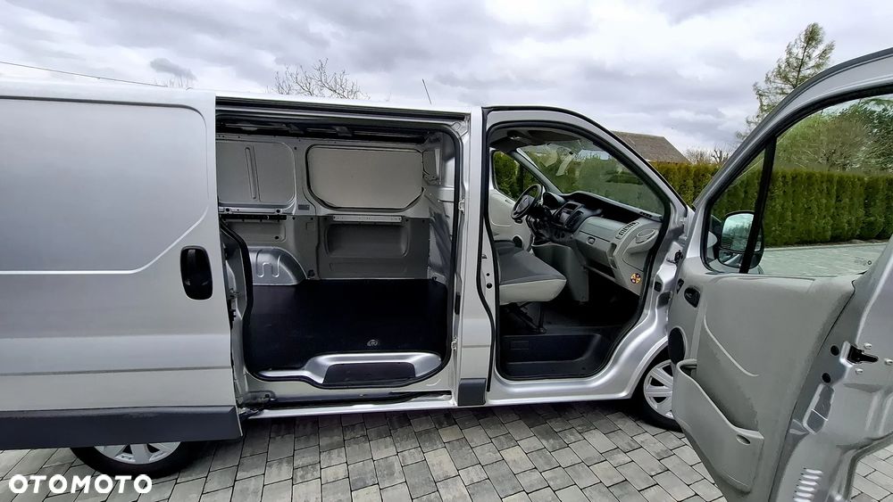 Opel VIVARO - 22
