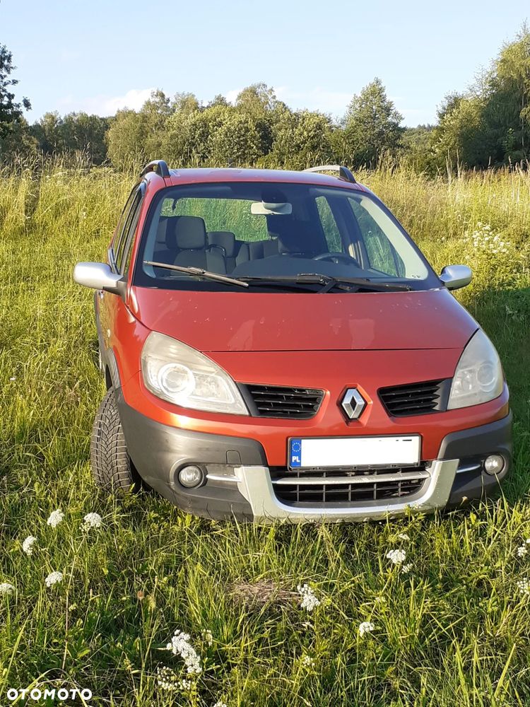 Renault Scenic 1.9 dCi FAP Conquest - 3