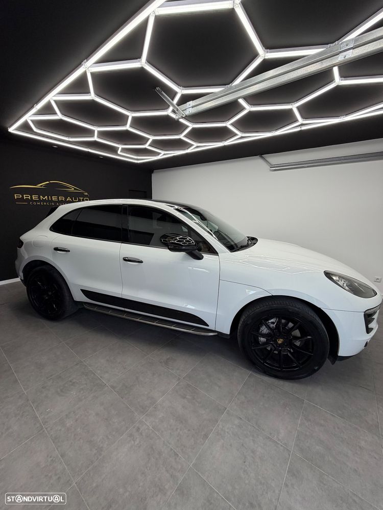 Porsche Macan S - 2