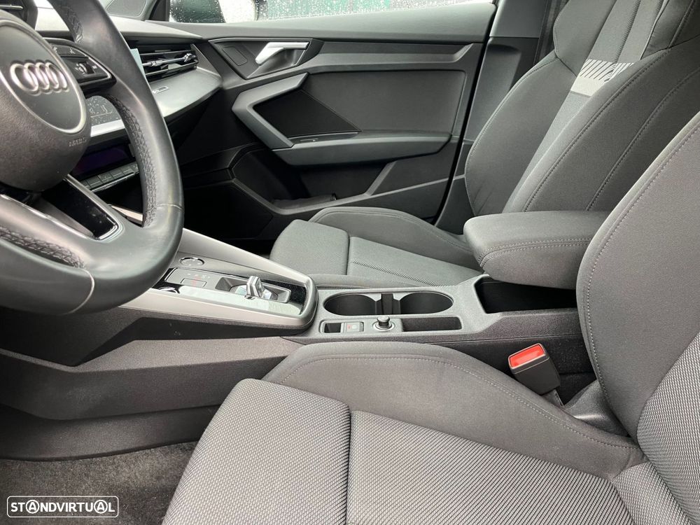 Audi A3 Limousine 30 TFSI S line S tronic - 5