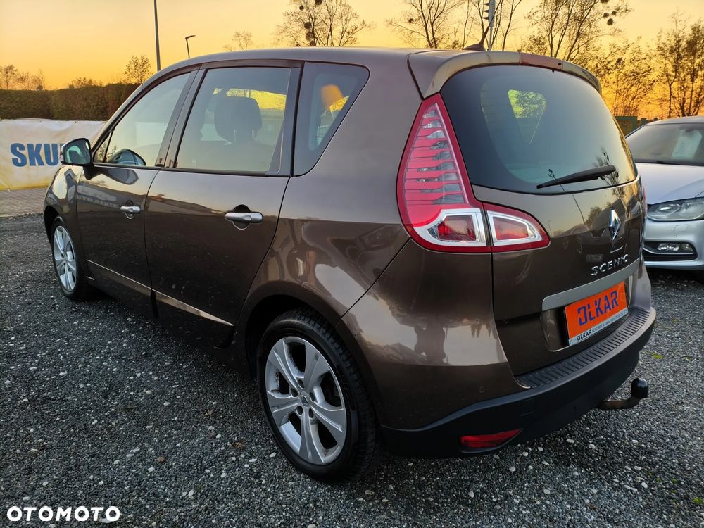 Renault Scenic 2.0 16V 140 CVT Dynamique - 10