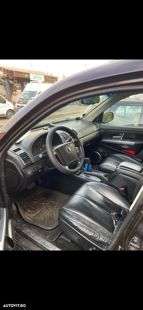 SsangYong REXTON RX 270 Xdi Automatik (Euro 3) - 4