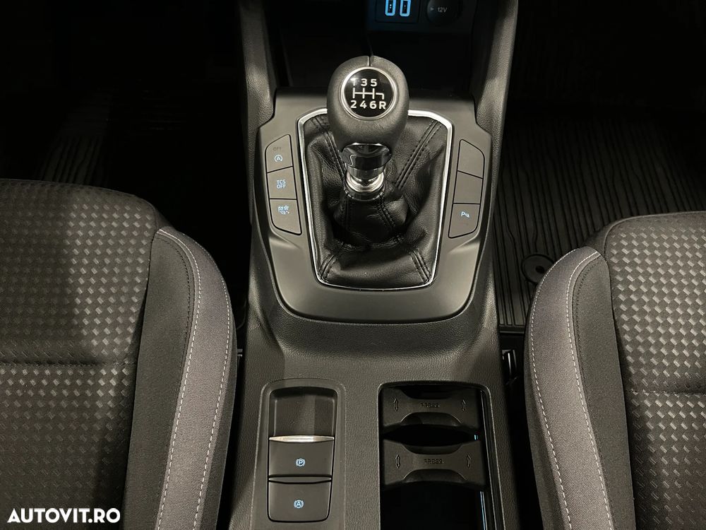 Ford Focus 1.0 EcoBoost Connected - 24