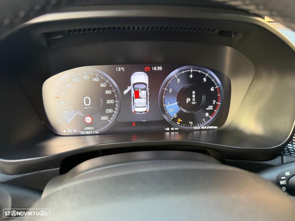 Volvo XC 40 1.5 T2 Plus Dark Auto - 8