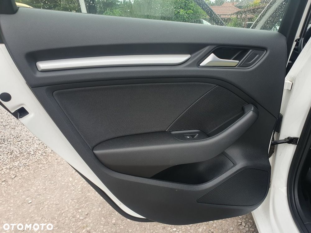 Audi A3 Sportback 1.5 TFSI S tronic - 8