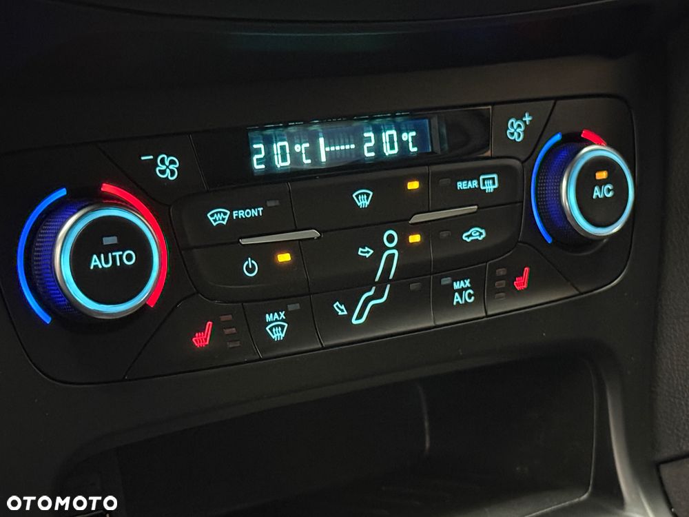 Ford Focus 1.5 TDCi DPF Start-Stopp-System ST-Line - 23