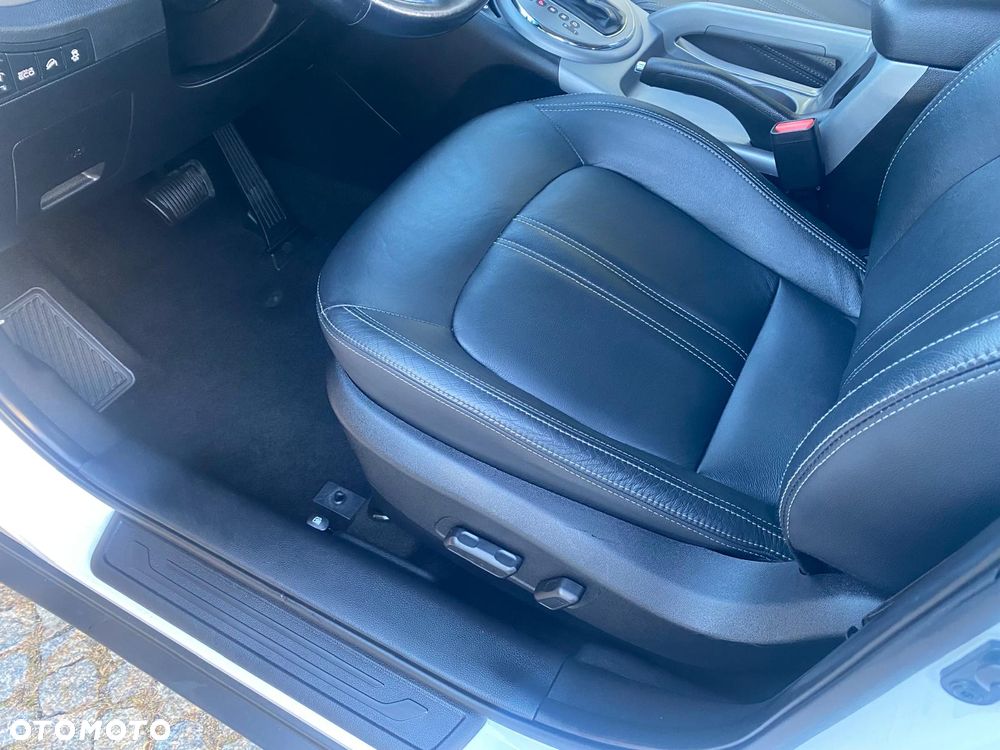 Kia Sportage 2.0 CRDI 184 4WD Automatik Fifa World Cup Edition - 35