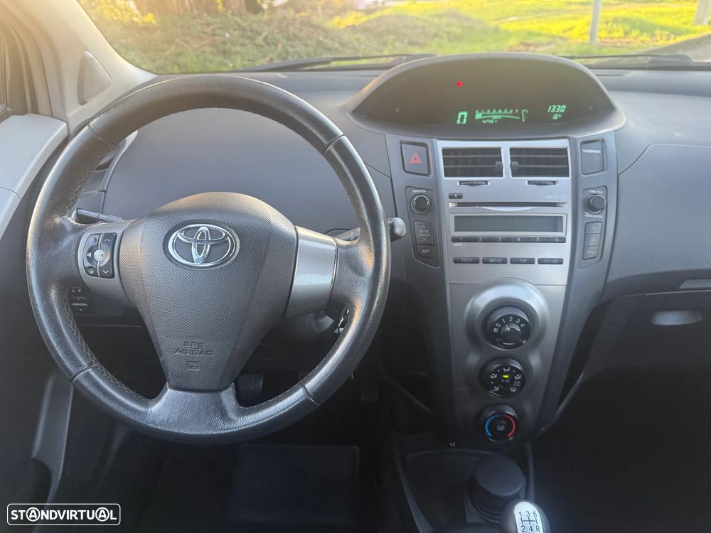Toyota Yaris 1.0 VVT-i Comfort - 20