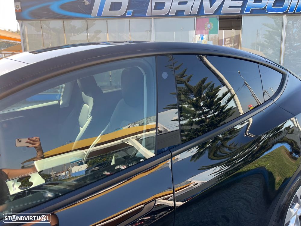 Tesla Model Y Tração Traseira - 18