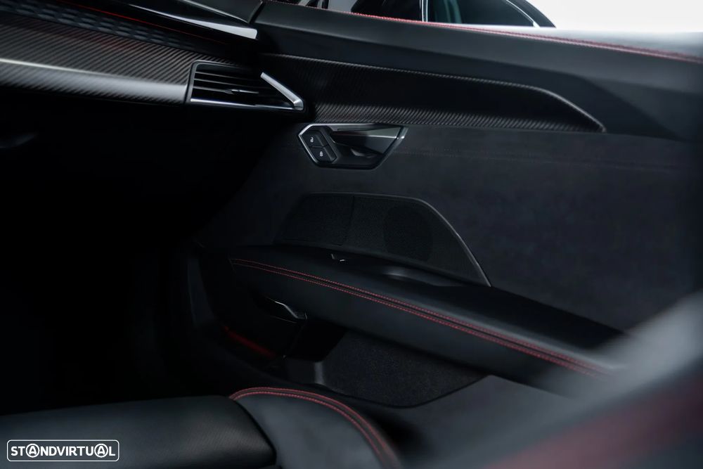 Audi RS e-tron GT quattro - 28