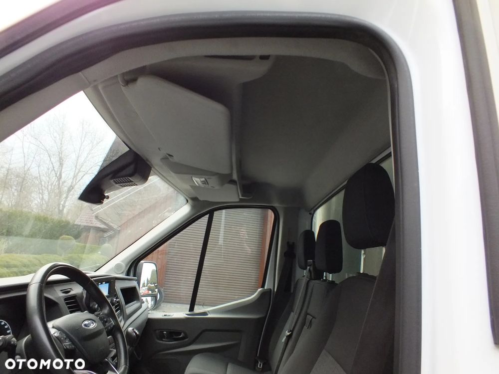 Ford Transit - 21