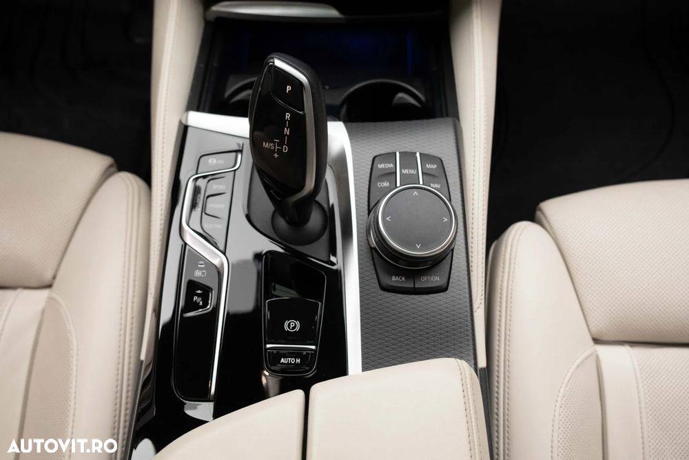 BMW Seria 5 545e xDrive Aut. M Sport Edition - 33